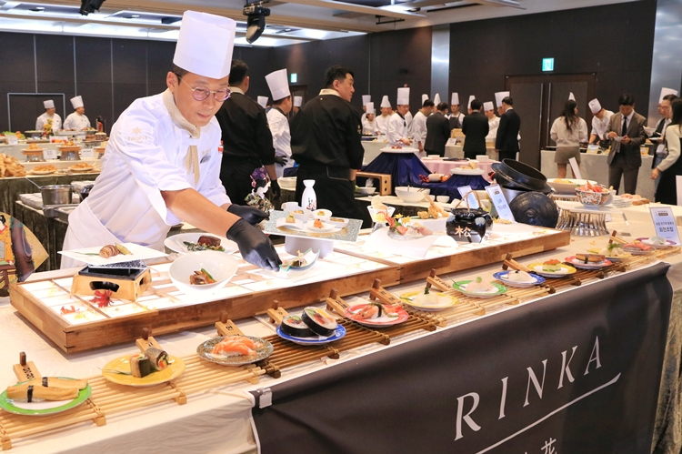 강원랜드 하이원리조트가 연말을 맞아 식음(F&B) 경쟁력을 한층 강화하고 나섰다. /강원랜드