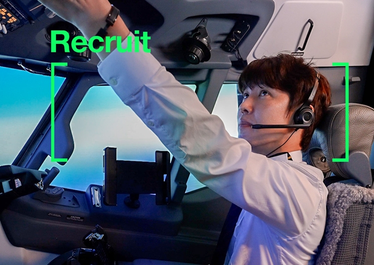 티웨이항공이 A330 기종의 경력 운항승무원을 상시 채용하고 나섰다. / 티웨이항공