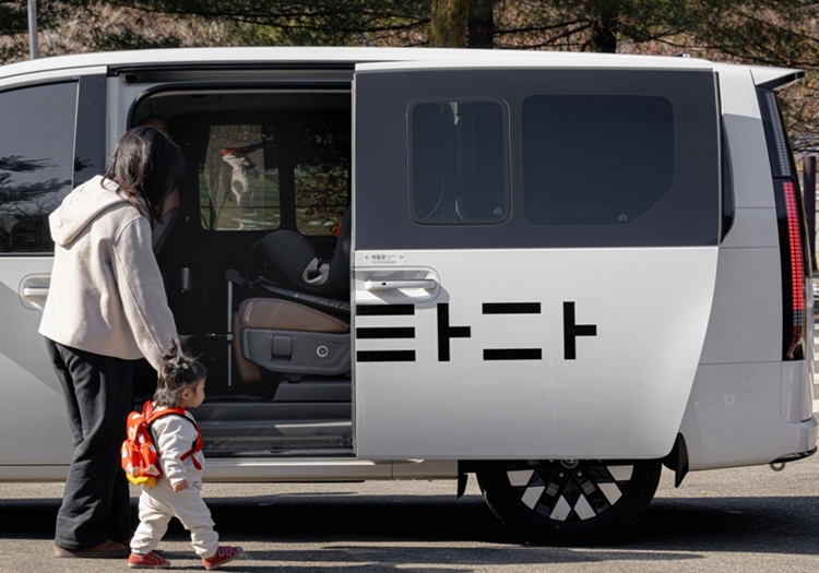 모빌리티 플랫폼 ‘타다(TADA)’가 올해 ‘서울엄마아빠택시’를 운영 규모를 확대한다고 발표했다. /VCNC