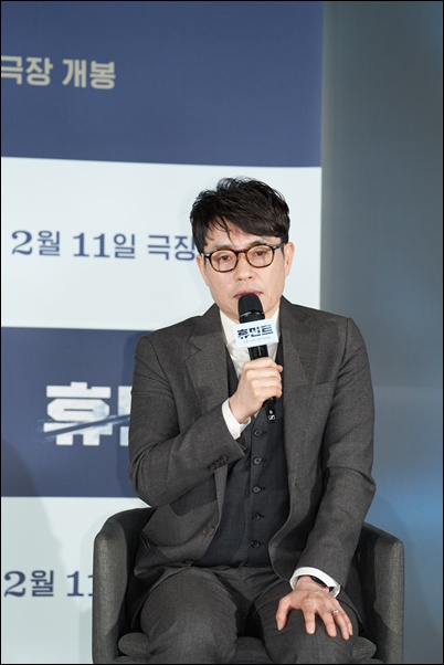 류승완 감독이 돌아왔다. / NEW