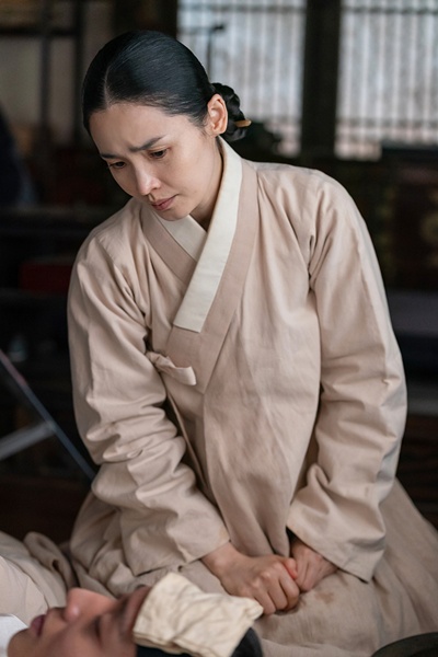 첫 사극에 도전하는 전미도. / 쇼박스