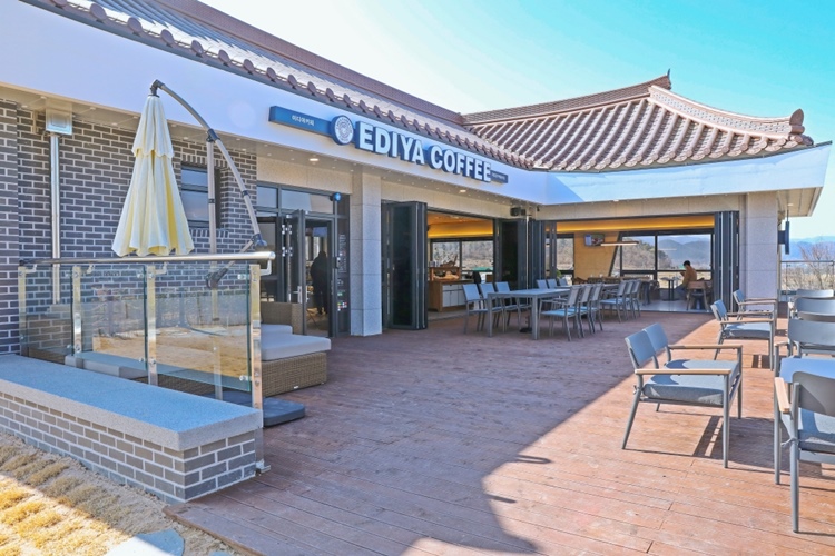 [이디야커피] 국립경주박물관점 전경