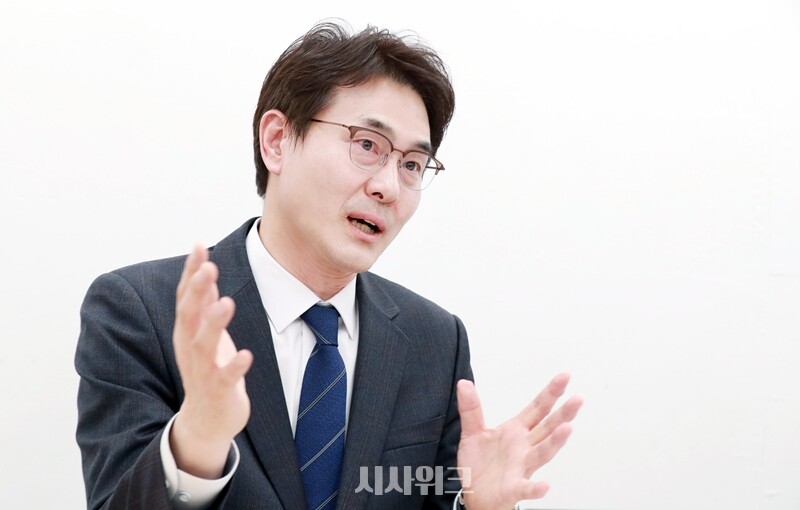 서정완 전 청와대 정무수석실 자치발전비서관실 행정관이 6·3 지방선거에서 하남시장 출마를 준비하고 있다. 서 전 행정관은 “저만의 정치를 하고 싶은 갈증이 있었다”며 출마의 이유를 설명했다. / 사진=김현수 기자 