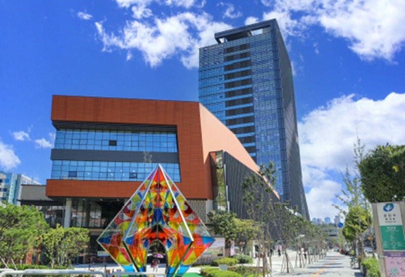 한국사회보장정보원이 생계급여 등 사회보장급여 지급일을 기존 2월 20일에서 2월 13일로 앞당겨 지급한다고 9일 밝혔다. 사진은 한국사회보장정보원 본사의 모습. / 한국사회보장정보원