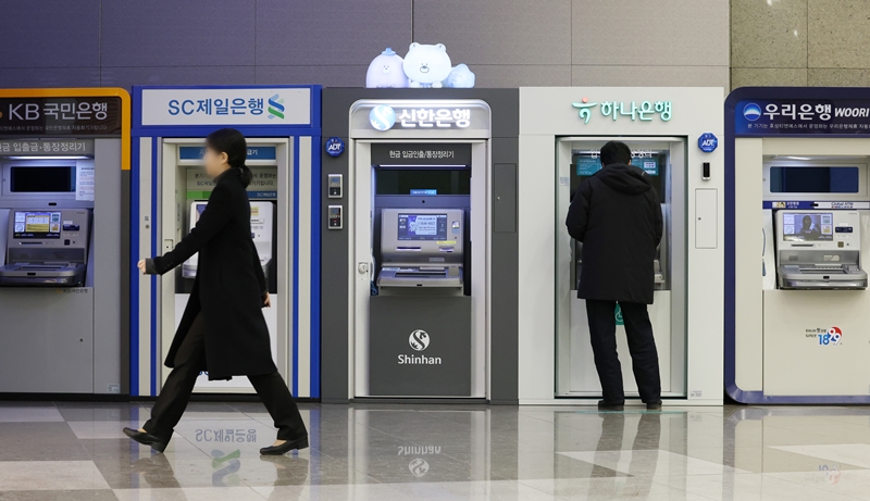 은행주가 최근 투자심리 개선에 힘입어 상승세를 이어가고 있다. / 뉴시스