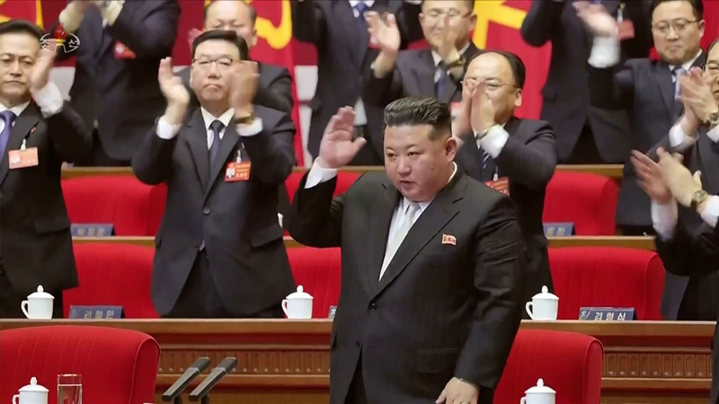 북한 김정은 국무위원장이 지난 22일 평양에서 열린 조선노동당 제9차 대회에서 노동당 최고 직책인 총비서로 재추대됐다고 조선중앙TV가 보도했다. (사진=조선중앙TV 캡처) / 뉴시스