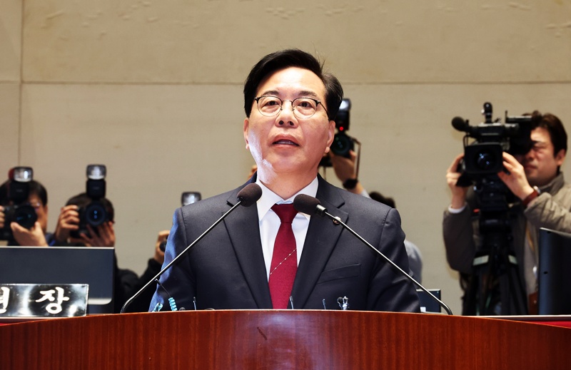 송언석 국민의힘 원내대표가 광주·전남 행정통합 법안의 본회의 상정을 두고 민주당의 일방 추진이라며 주민투표 등 절차적 정당성이 필요하다고 주장했다. / 뉴시스