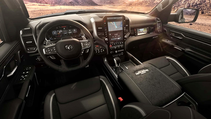 램 1500 RHO 실내 인테리어. / 램