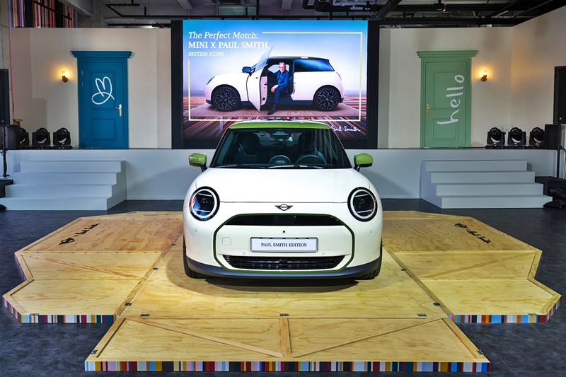 미니 코리아가 국내 시장에 한정판 전기차 ‘디 올-일렉트릭 미니 쿠퍼 SE 폴 스미스 에디션’을 출시했다. / 미니 코리아