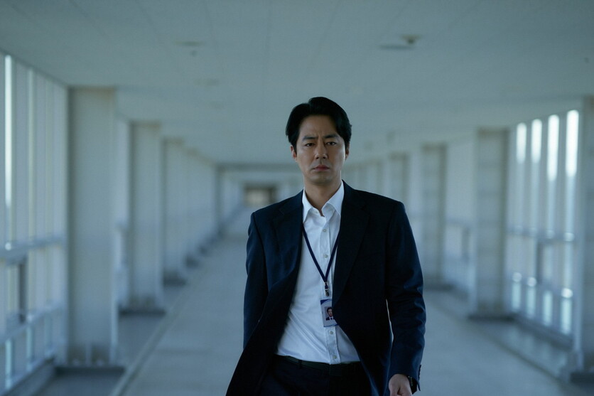 류승완 감독이 조인성(사진)을 향한 두터운 신뢰를 드러냈다. / NEW