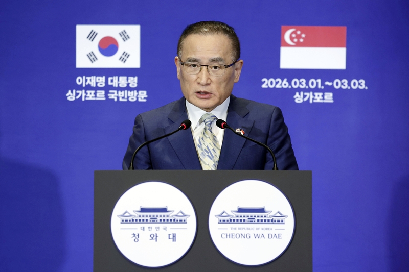 위성락 국가안보실장이 2일(현지 시간) 싱가포르 한국 프레스센터에서 이재명 대통령, 한-싱가포르 정상회담 등 순방 관련 브리핑을 하고 있다. / 뉴시스