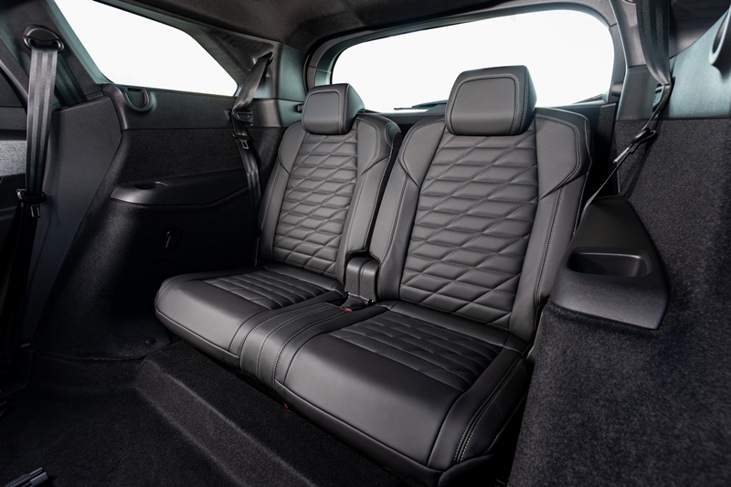 푸조 올 뉴 5008은 3열 2인승 시트도 설치돼 다방면으로 활용도가 뛰어나다. / 스텔란티스코리아