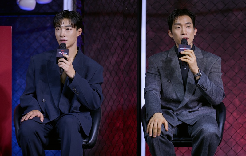 우도환(왼쪽)과 이상이의 끈끈한 호흡도 기대 포인트다. / 넷플릭스