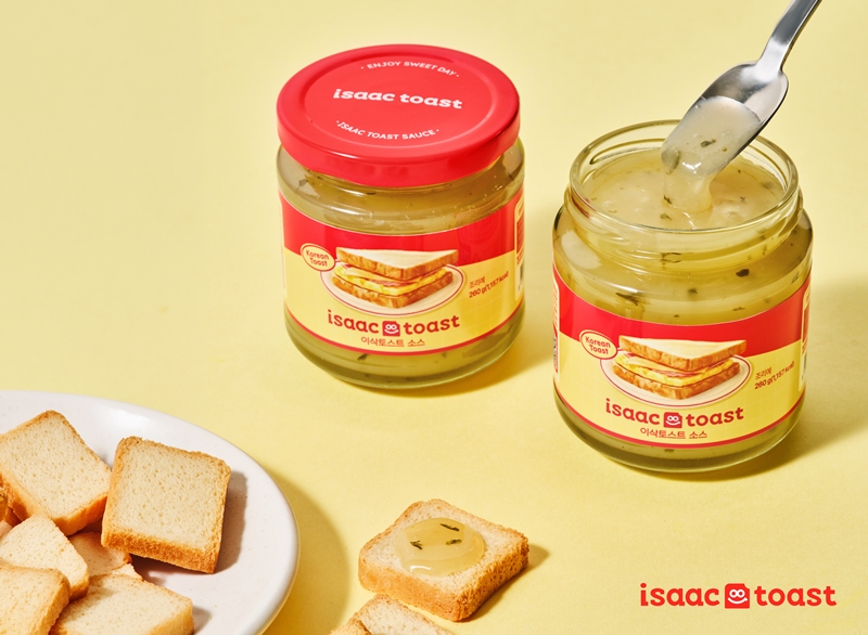 이삭이 이번에 정식 상품화한 소스(사진)는 ‘수출 전용’으로, 국내 유통 채널을 통해서는 판매되지 않는다. / 이삭토스트