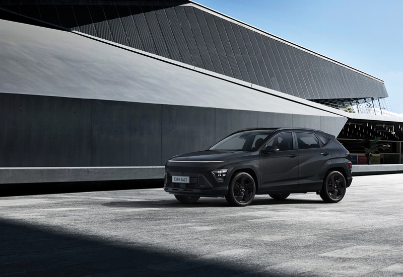 전용 ‘블랙 휠’이 새롭게 적용된 2027 코나 ‘블랙 익스테리어’ / 현대자동차