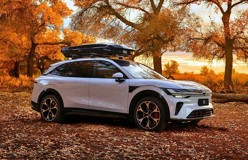 중국 지리 그룹의 프리미엄 전기차 브랜드 지커가 올 상반기 한국 시장에 상륙한다. 사진은 중형 SUV 전기차 지커 7X. / 지커코리아