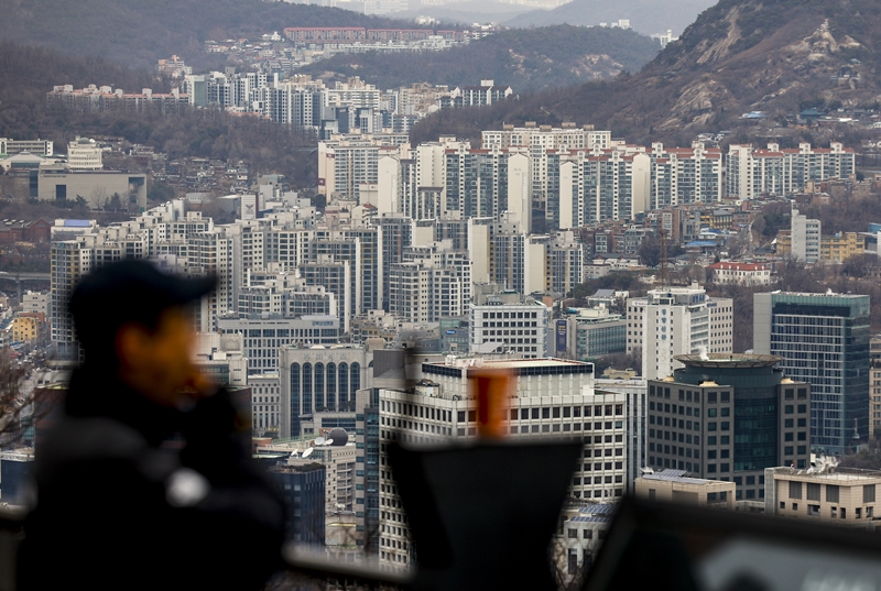 지난달 기타대출은 5,000억원이 증가해 전월(-1조2,000억원) 대비 증가세로 전환됐다. / 뉴시스