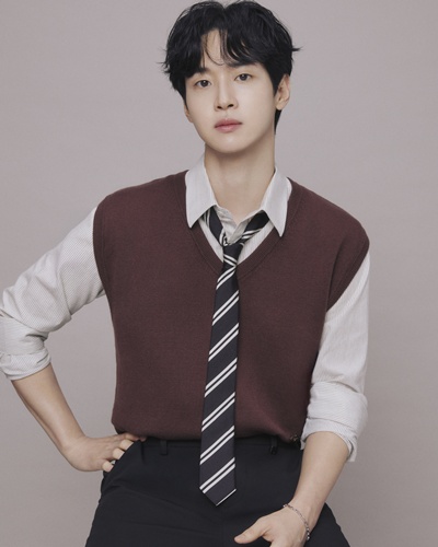 장동윤이 첫 장편 연출작 ‘누룩’으로 관객과 만났다. / BH엔터테인먼트