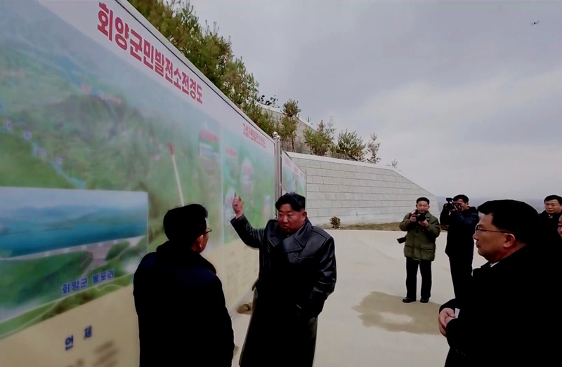 북한 전력 산업은 설비 노후화와 연료 부족, 기술 한계가 겹치며 생산과 공급 전반에서 불안정한 상태가 지속되고 있다. / 뉴시스