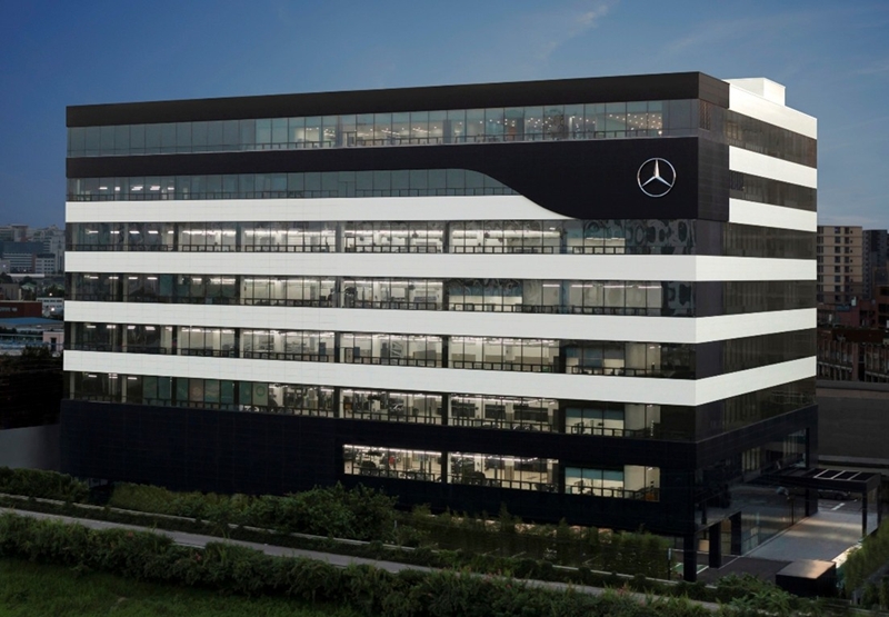 한성자동차가 3년 연속 적자를 기록했다. 사진은 한성자동차 성동 서비스센터. / 한성자동차