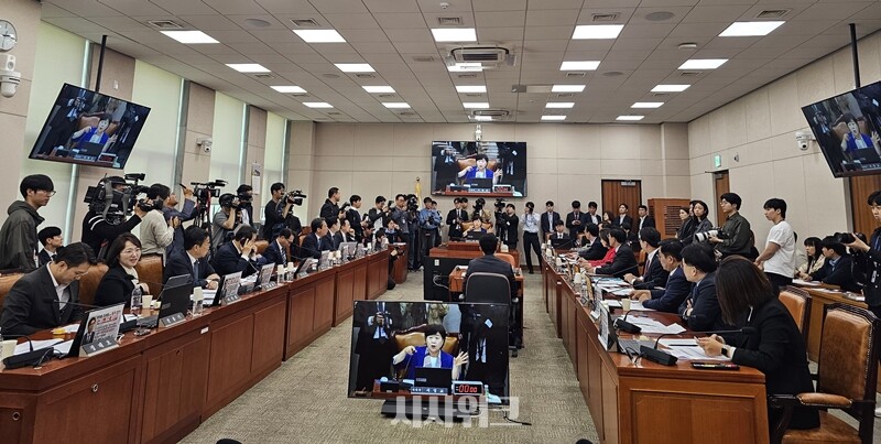 국회 ‘윤석열 정권 정치검찰 조작기소 의혹 사건 진상규명국정조사특별위원회’ 전체회의가 30일 오후 국회에서 진행되고 있다. / 전두성 기자