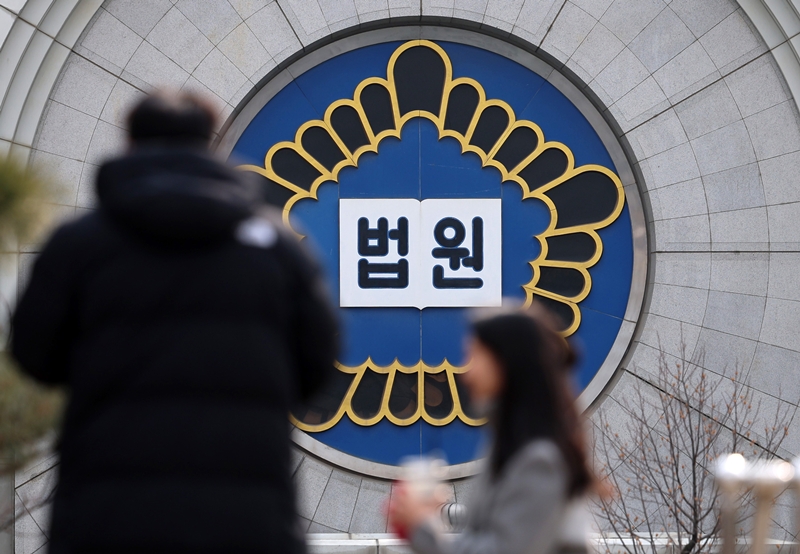 금융정보분석원이 가상자산 거래소에 내린 제재 조치에 대해 법원이 잇따라 제동을 걸면서 업계의 이목이 쏠리고 있다. / 뉴시스