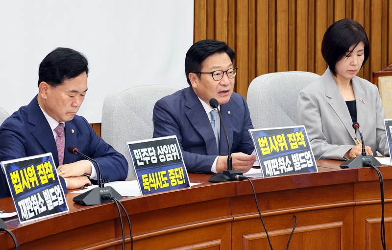 김승수 국민의힘 원내운영수석부대표는 3일 원내대책회의에서 “입틀막법 시행을 앞두고 2030 세대를 중심으로 온라인 검열 포비아가 확산되고 있다”고 말했다. / 뉴시스