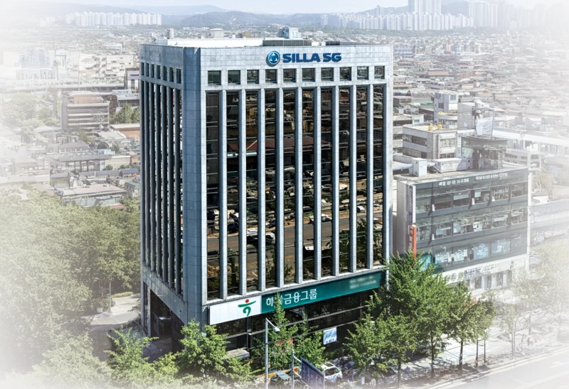 코스닥상장사 신라에스지가 저조한 시가총액에 따른 상장폐지 위기에 직면했다. / 신라에스지