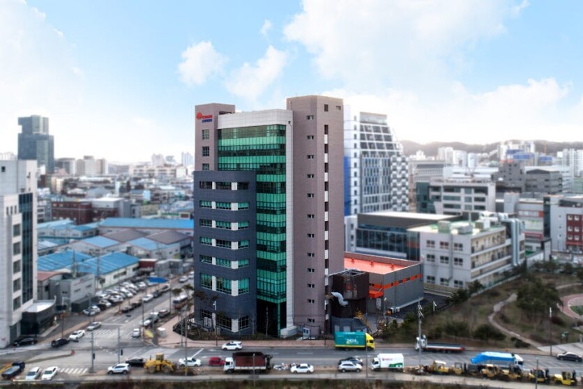 조광페인트는 최근 주가가 뚜렷한 하락세를 보이면서 시가총액도 안정적이지 못한 상황이다. 여기에 저평가 문제도 시급한 당면과제로 지목된다. / 조광페인트