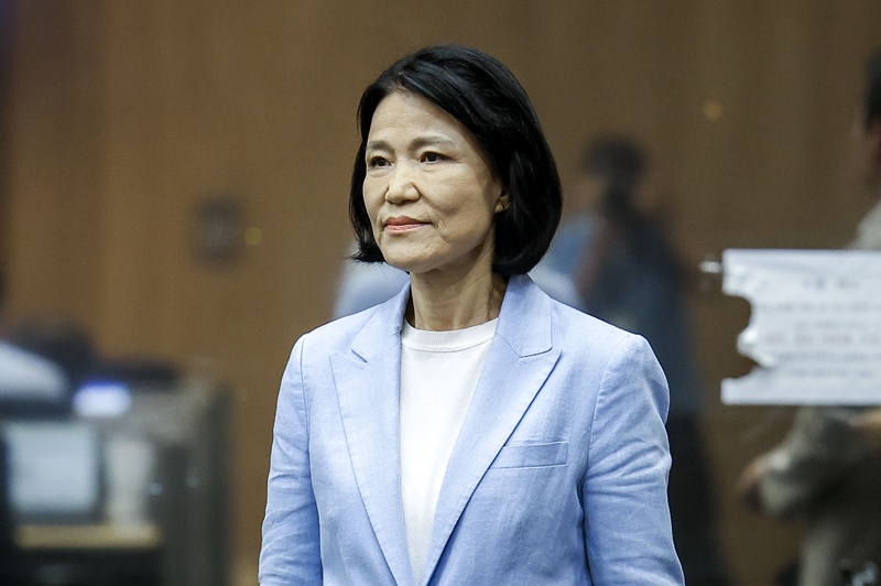 국민의힘 책임당원 3,700여명은 17일 이진숙 의원에 대한 징계를 촉구하는 신청서를 당 중앙윤리위에 제출했다. 이 의원이 원내지도부의 만류에도 불구하고 지난 13일 5·18 관련 토론회를 강행해 역사 왜곡 및 폄훼 논란을 불러일으켰다는 이유에서다. /뉴시스