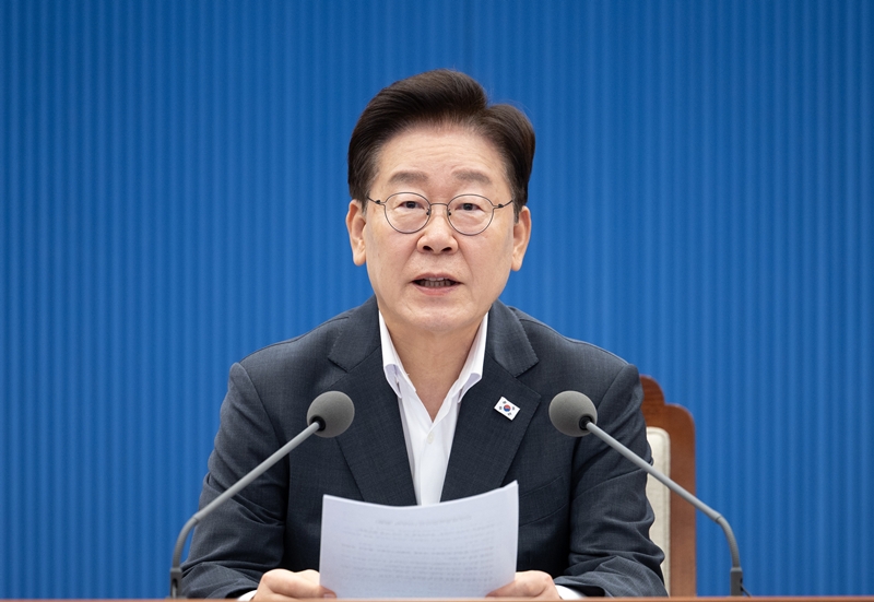 이재명 대통령이 21일 청와대에서 열린 국민주권정부 제1차 반부패정책협의회에서 발언하고 있다. (청와대통신사진기자단) / 뉴시스