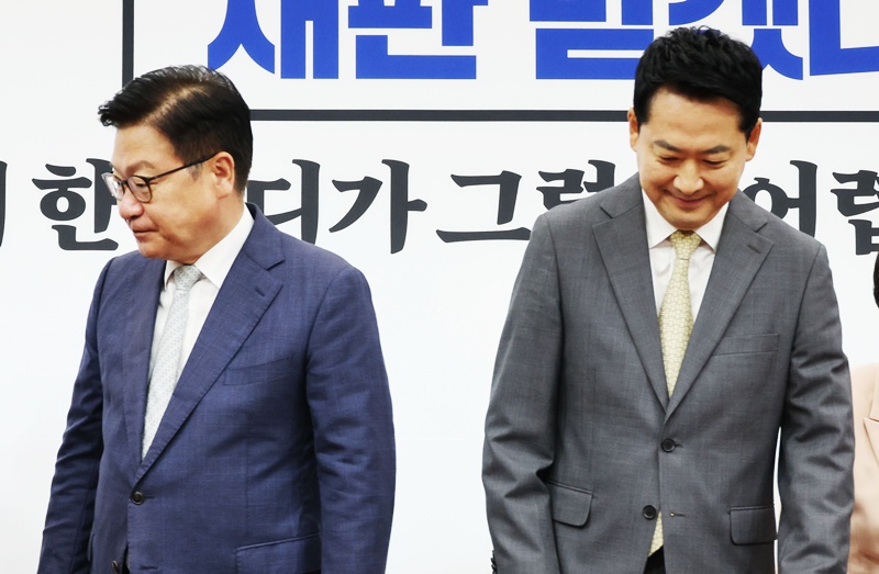 장동혁 국민의힘 대표가 전국 254곳의 당협위원장을 책임당원 투표로 다시 선출하는 방안을 추진하면서 현역 의원들의 반발이 이어지고 있다. / 뉴시스