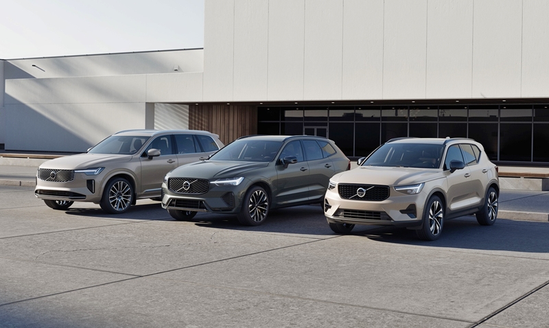 볼보자동차코리아는 9월 한정으로 2026년식 MHEV 및 PHEV 모델 구매 고객에게 ‘7년·14만㎞’ 신차 보증 연장 혜택을 제공한다. 보증 연장 혜택으로 대상 차종은 △XC90 △S90 △XC60 △V60 CC(크로스컨트리) △XC40 등이다. / 볼보자동차코리아