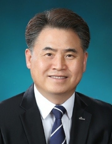 이희수 제주은행장의 임기 만료가 가까워지고 있다. / 제주은행