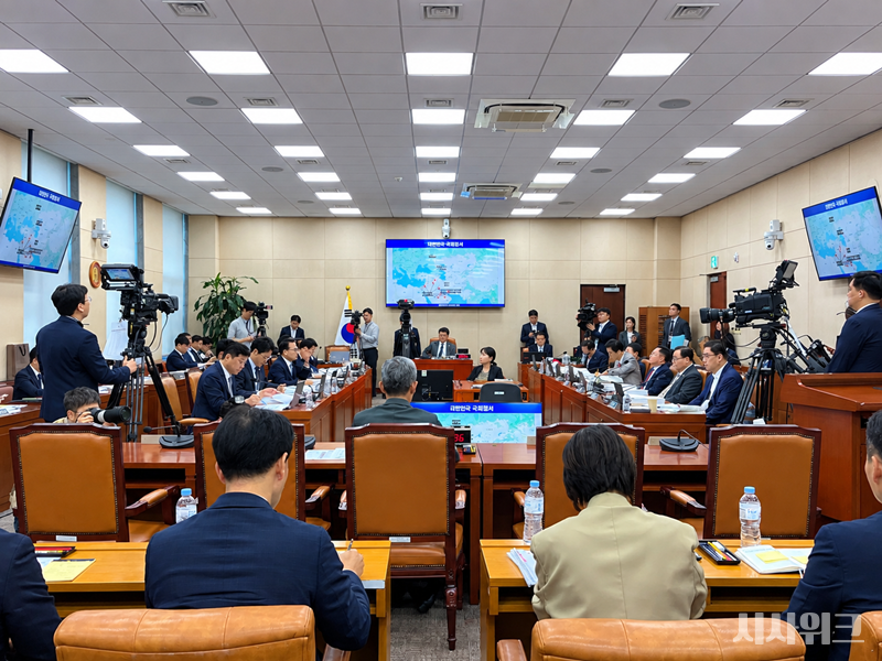 강신철 후보자는 전작권 전환과 관련해 “상호 신뢰가 보장되고 한미동맹이 강화되는 방향으로 추진해야 한다”고 밝혔다. / 사진=김윤혁 기자