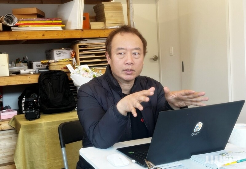 서동일 씨는 서은혜·조영남 부부의 결혼생활에 대해 기적을 보는 기분이라고 말했다. / 이민지·권정두 기자