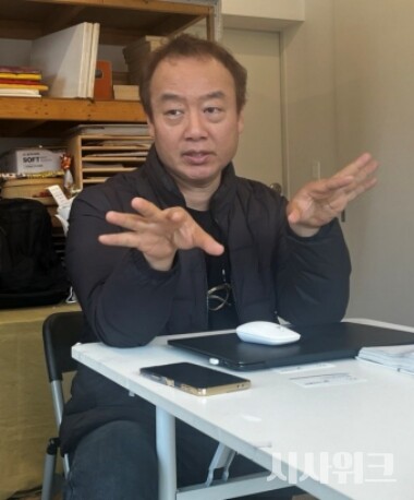 서동일 씨는 장애인에 대한 우리 사회의 인식 전환이 가장 중요하다고 강조했다. 장애인을 안전하게 보호하는 것도 중요하지만, 자기결정권과 자유를 보장하는 것도 필요하다는 것이다. / 이민지·권정두 기자