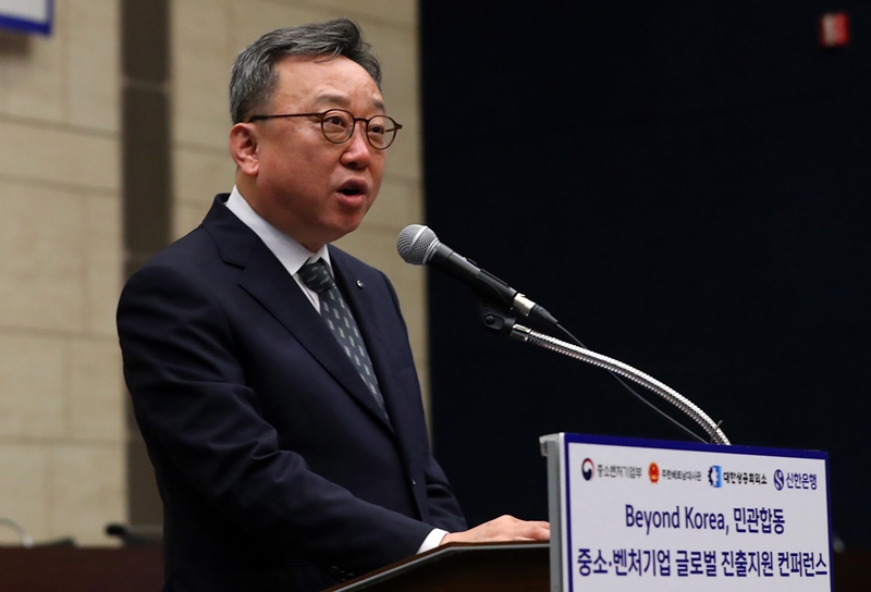 신한은행을 이끌고 있는 정상혁 행장의 연임 여부가 최대 관심사로 떠올랐다. / 뉴시스 