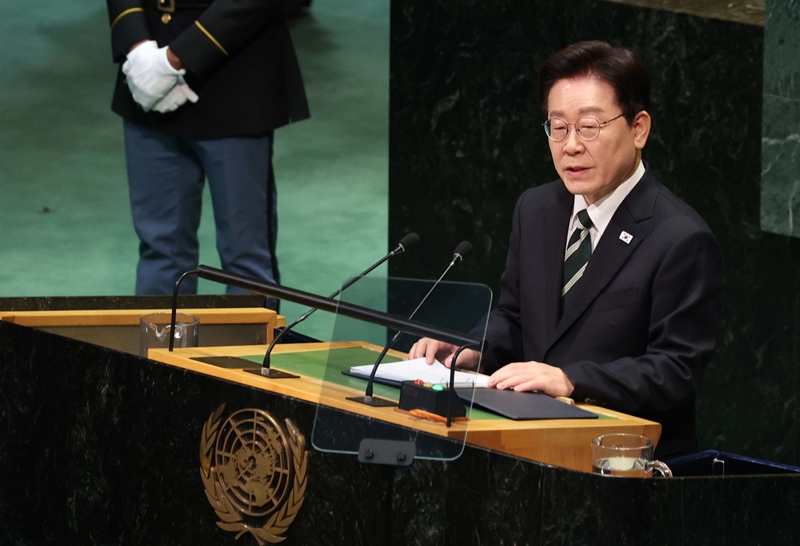 이재명 대통령이 22일(현지시간) 미국 뉴욕 유엔 본부에서 열린 제81차 유엔 총회에서 기조연설을 하고 있다. / 뉴시스