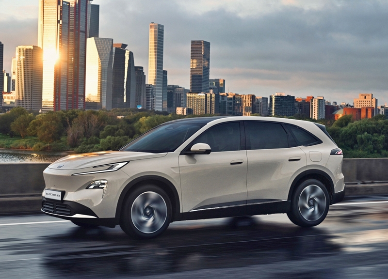 GM한국사업장이 30일 오전 뷰익 브랜드 국내 론칭 행사를 열고 동시에 뷰익의 중형 PHEV SUV 모델인 엘렉트라 E7의 국내 출시를 알렸다. / GM한국사업장