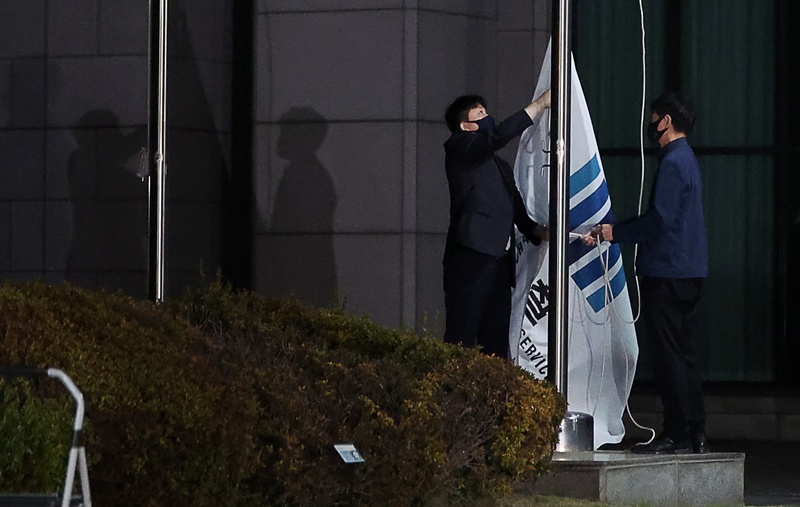 전문가들은 사건 처리 지연과 피해자 보호의 공백을 막기 위한 실무 대책을 서둘러야 한다고 한목소리를 냈다. 기존 사건의 원활한 이첩과 기관 간 협력, 실효성 있는 수사 견제 장치를 갖추는 것도 시급하다고 주문했다. / 뉴시스