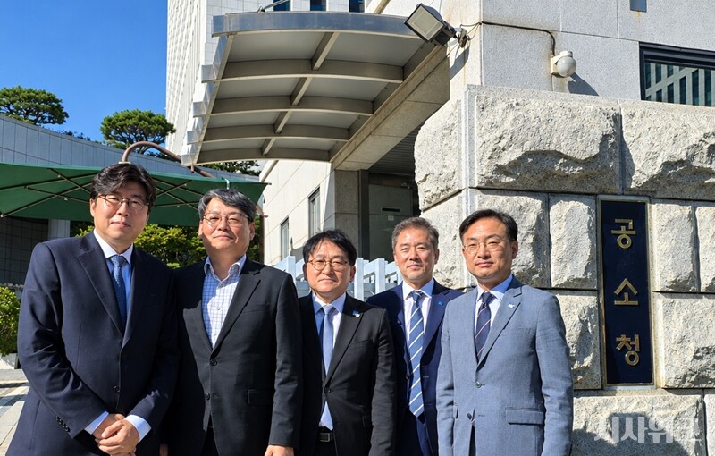 차규근 조국혁신당 의원은 지난 2일 대검찰청에서 공소청으로 간판을 바꾼 서울 서초동 청사를 찾아 감회를 표했다. / 사진=김소은 기자