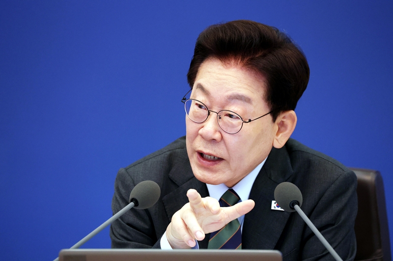 이재명 대통령이 20일 청와대에서 열린 국무회의에서 발언하고 있다. / 뉴시스