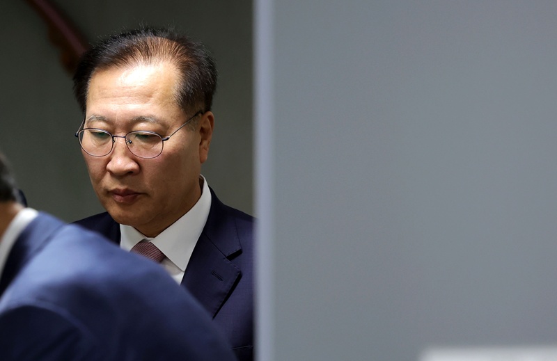 박성재 전 법무부 장관이 내란중요임무종사 등 혐의 항소심에서 징역 9년을 선고받았다. 재판부는 위헌 계엄에 적극 가담했다고 인정하면서도 일부 혐의를 무죄로 판단해 1심보다 형량을 16년 줄였다. / 뉴시스