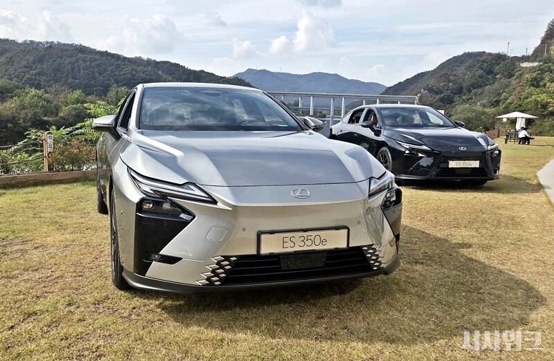 렉서스 올 뉴 ES 350e. / 춘천=제갈민 기자