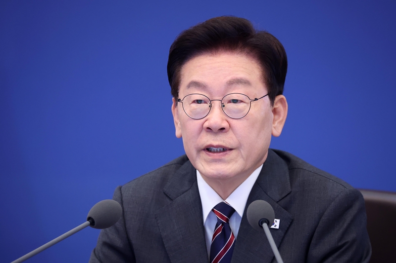 이재명 대통령이 22일 청와대에서 열린 수석보좌관회의에서 발언하고 있다. (청와대통신사진기자단) / 뉴시스
