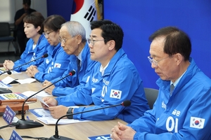 <b>리박스쿨</b> '댓글조작 <b>의혹</b>' 파장… '총공세'나선 민주당